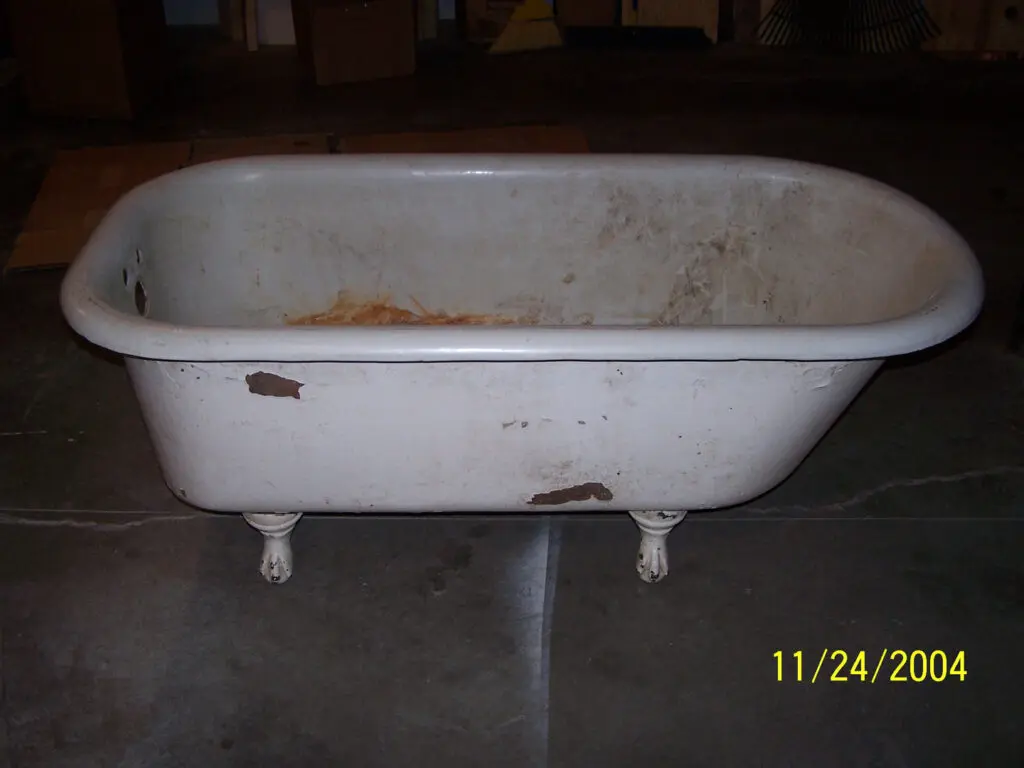 A dirty tub